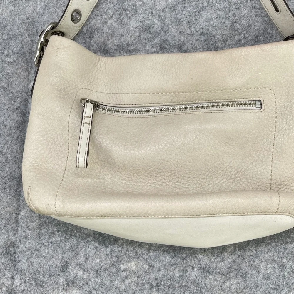 Coach Legacy Hobo Bag Womens Medium Cream Pebble Leather Tassel F04S-1429 Duffel
